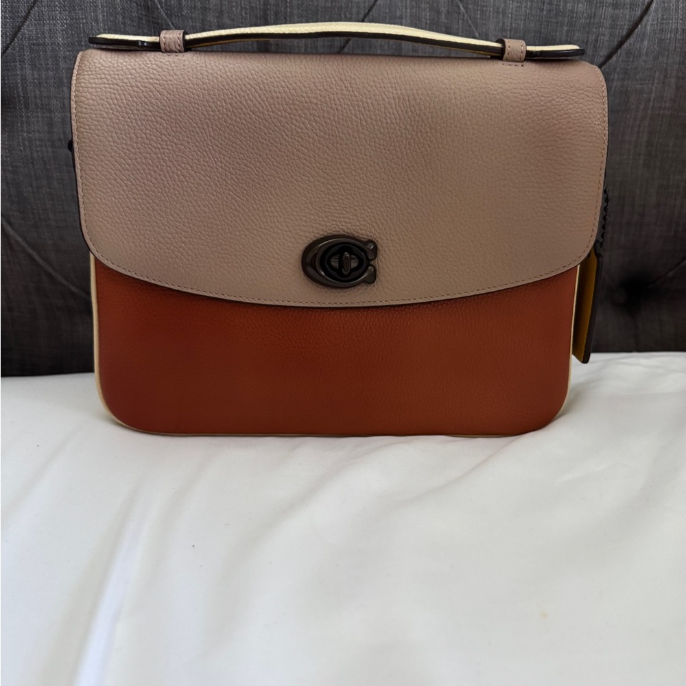 GUC Coach CASSIE Crossbody Bag - Picture 14 of 16